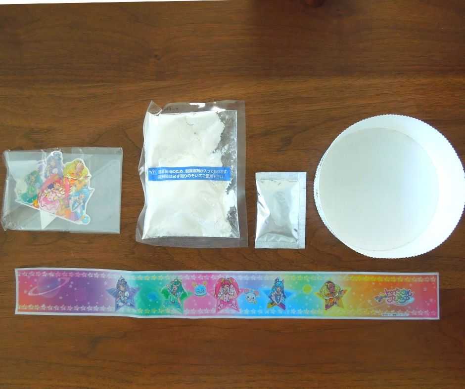 プリキュアショートケーキセット中身